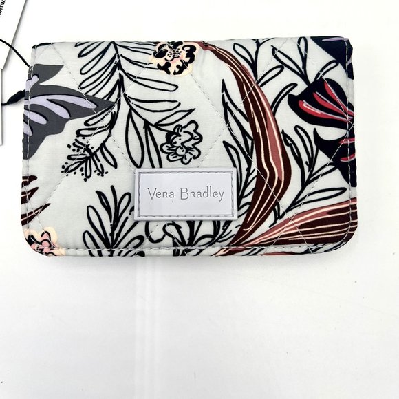 Vera Bradley Bags Nwt Vera Bradley Ultralight Rfid Bifold Wallet In